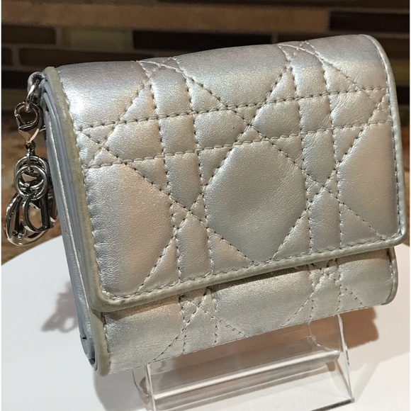 DIOR Silver Cannage Leather Trifold Wallet 😍🔥 - Picture 15 of 16